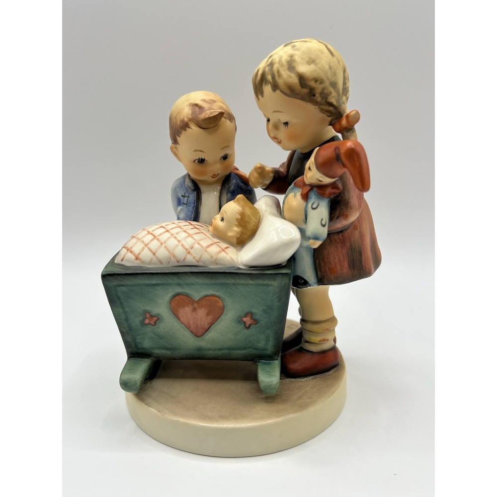 Hummel Goebel BLESSED EVENT 5.5" Figurine 333 TMK6 Boy & Girl Looking at Baby